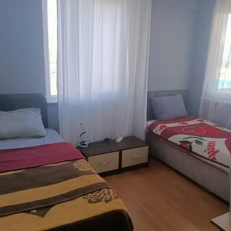 3+1 Daire.hizli Wifi,havalimani Plaj, Market Yakin