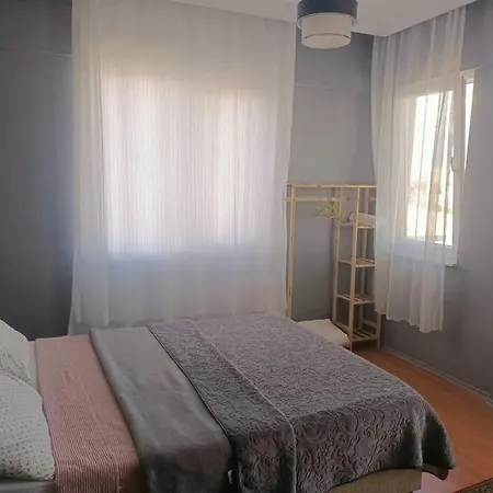3+1 Daire.hizli Wifi,havalimani Plaj, Market Yakin