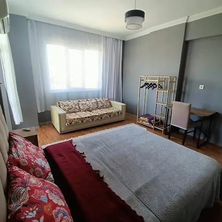3+1 Daire.hizli Wifi,havalimani Plaj, Market Yakin