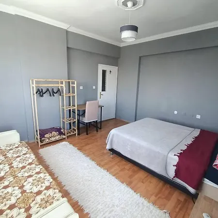 3+1 Daire.hizli Wifi,havalimani Plaj, Market Yakin Apartment